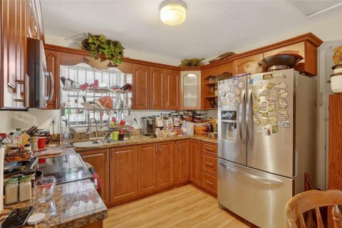 House in Miami, Florida 3 bedrooms, 153.01 sq.m. № 2179504 - photo 9
