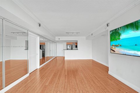 Condominio en venta en Miami, Florida, 2 dormitorios, 113.99 m2 № 1859870 - foto 25