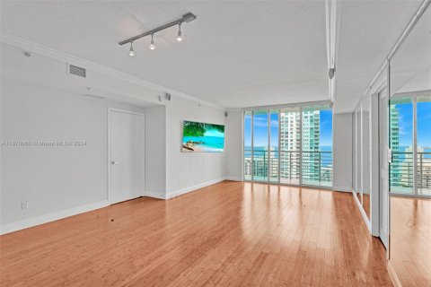 Condominio en venta en Miami, Florida, 2 dormitorios, 113.99 m2 № 1859870 - foto 20