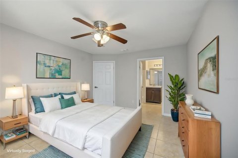 Copropriété à vendre à Orlando, Floride: 4 chambres, 122.91 m2 № 2131975 - photo 14