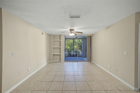 Copropriété à vendre à Orlando, Floride: 4 chambres, 122.91 m2 № 2131975 - photo 3