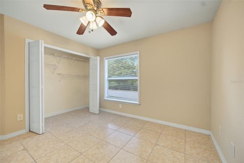 Copropriété à vendre à Orlando, Floride: 4 chambres, 122.91 m2 № 2131975 - photo 20