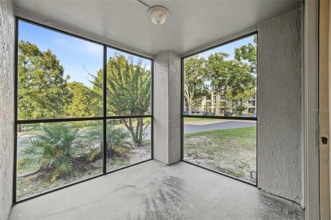 Copropriété à vendre à Orlando, Floride: 4 chambres, 122.91 m2 № 2131975 - photo 27