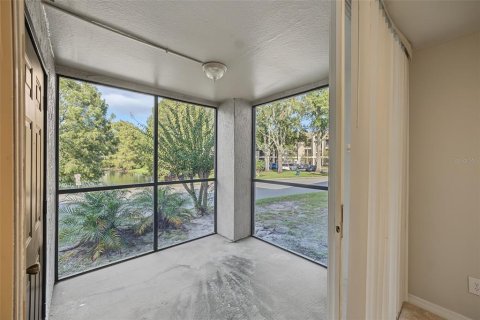 Copropriété à vendre à Orlando, Floride: 4 chambres, 122.91 m2 № 2131975 - photo 9