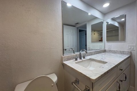 Condo in Dunedin, Florida, 2 bedrooms  № 2280174 - photo 27