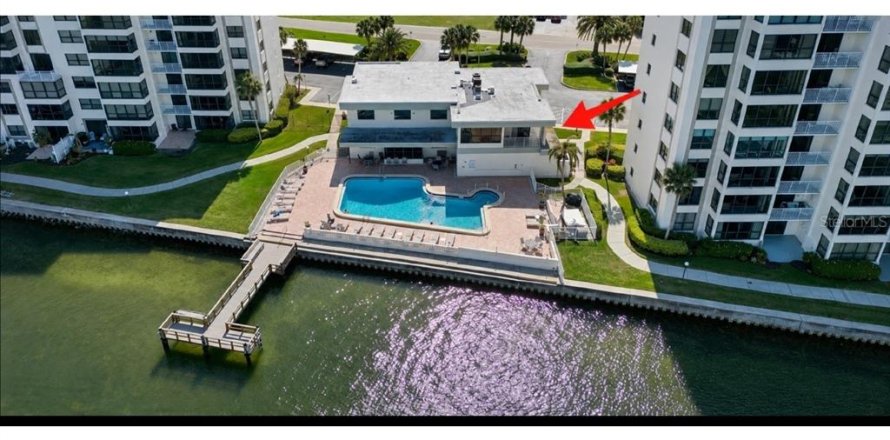 Condo in Dunedin, Florida, 2 bedrooms  № 2280174