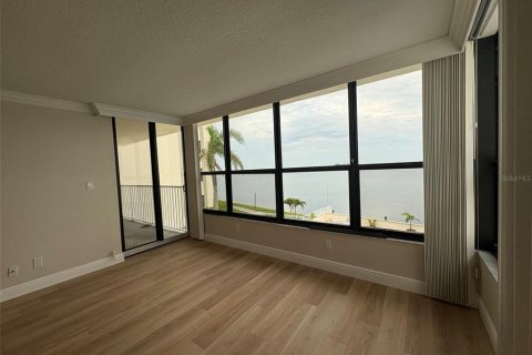 Condo in Dunedin, Florida, 2 bedrooms  № 2280174 - photo 20