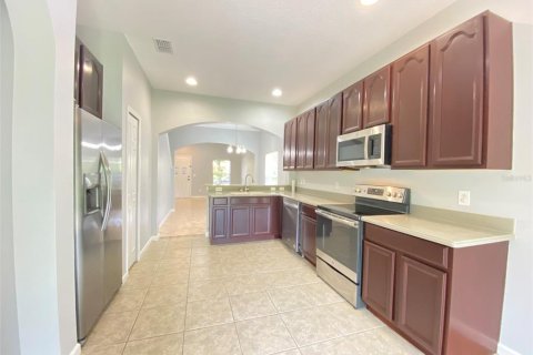 Adosado en alquiler en Orlando, Florida, 5 dormitorios, 183.3 m2 № 1808362 - foto 4