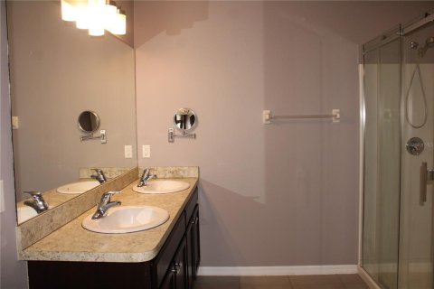 Villa ou maison à louer à Bradenton, Floride: 3 chambres, 157 m2 № 2435021 - photo 18