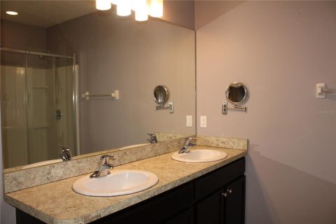 Villa ou maison à louer à Bradenton, Floride: 3 chambres, 157 m2 № 2435021 - photo 19