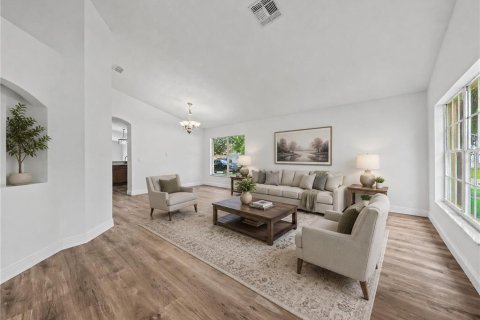 House in Orlando, Florida 4 bedrooms, 180.42 sq.m. № 2231551 - photo 11