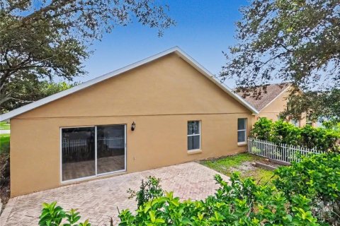 House in Orlando, Florida 4 bedrooms, 180.42 sq.m. № 2231551 - photo 6