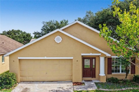 House in Orlando, Florida 4 bedrooms, 180.42 sq.m. № 2231551