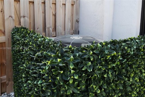 Adosado en venta en Homestead, Florida, 3 dormitorios, 157.47 m2 № 2320317 - foto 30