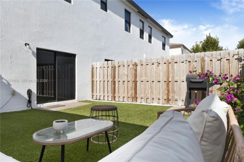 Adosado en venta en Homestead, Florida, 3 dormitorios, 157.47 m2 № 2320317 - foto 29