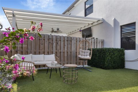 Adosado en venta en Homestead, Florida, 3 dormitorios, 157.47 m2 № 2320317 - foto 28