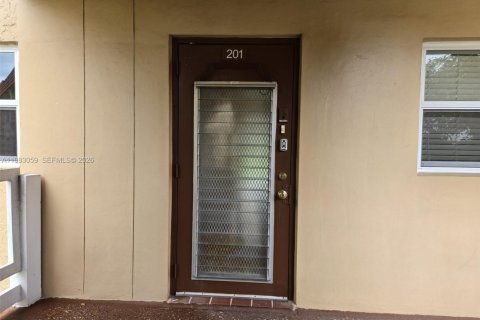 Condominio en venta en Sunrise, Florida, 2 dormitorios, 78.97 m2 № 2048602 - foto 7