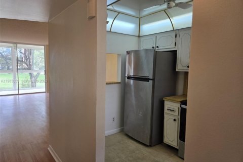 Condominio en venta en Sunrise, Florida, 2 dormitorios, 78.97 m2 № 2048602 - foto 17