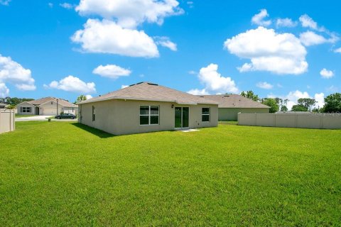 House in Tavares, Florida 3 bedrooms, 130.81 sq.m. № 1754779 - photo 21