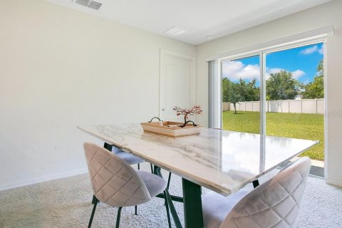 House in Tavares, Florida 3 bedrooms, 130.81 sq.m. № 1754779 - photo 8