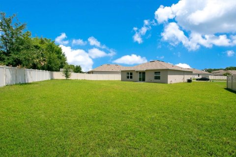 House in Tavares, Florida 3 bedrooms, 130.81 sq.m. № 1754779 - photo 22