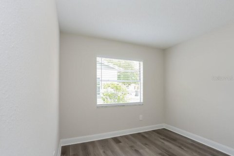 House in Brandon, Florida 3 bedrooms, 107.49 sq.m. № 2396348 - photo 11