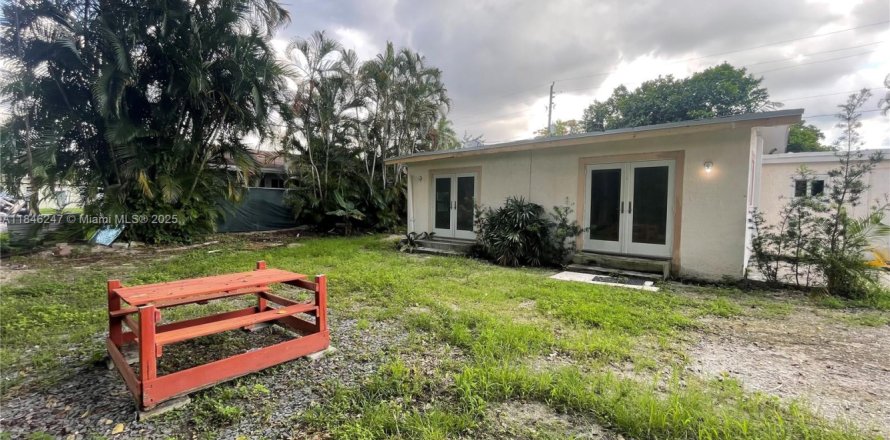 Villa ou maison à Dania Beach, Floride 2 chambres, 120.77 m2 № 1843997