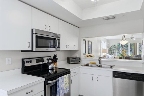 Купить кондоминиум в Сарасота, Флорида 7 комнат, 129.88м2, № 2147738 - фото 12