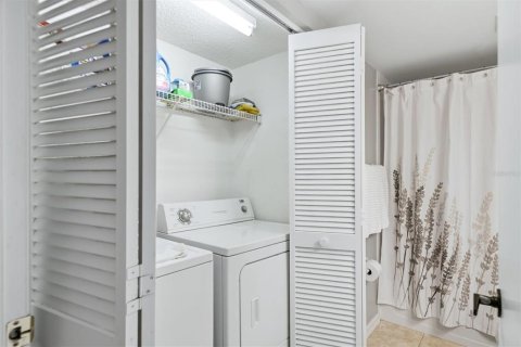 Купить кондоминиум в Сарасота, Флорида 7 комнат, 129.88м2, № 2147738 - фото 28