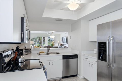 Купить кондоминиум в Сарасота, Флорида 7 комнат, 129.88м2, № 2147738 - фото 11