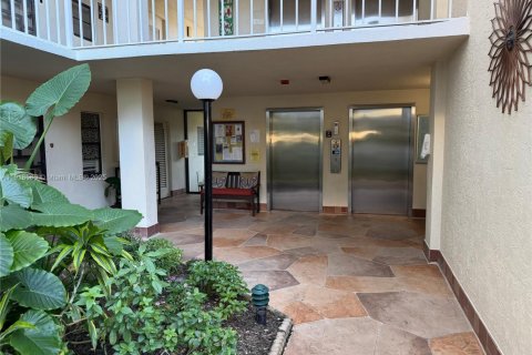 Condominio en alquiler en Delray Beach, Florida, 2 dormitorios, 114.27 m2 № 1973336 - foto 13