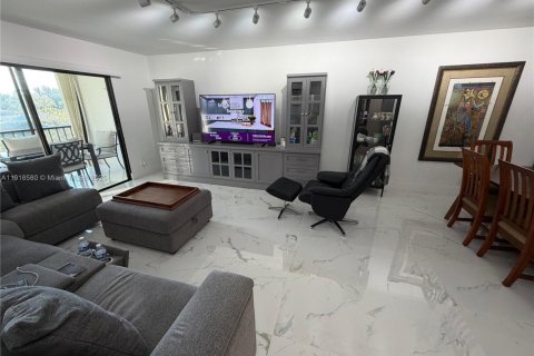 Condominio en Delray Beach, Florida, 2 dormitorios  № 1973336