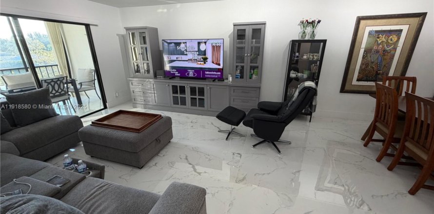 Condominio en Delray Beach, Florida, 2 dormitorios  № 1973336