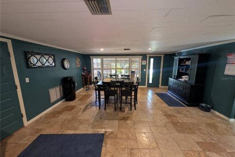 House in New Port Richey, Florida 2 bedrooms, 124.67 sq.m. № 2231435 - photo 18