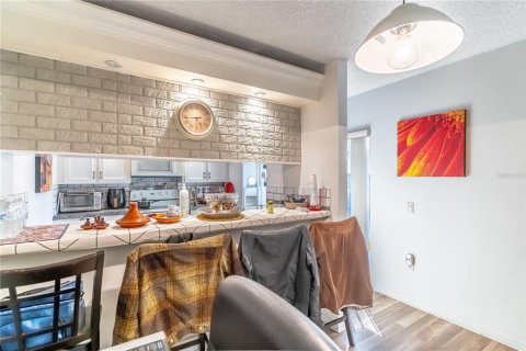 Купить кондоминиум в Орландо, Флорида 5 комнат, 119.38м2, № 1720494 - фото 7