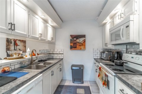 Купить кондоминиум в Орландо, Флорида 5 комнат, 119.38м2, № 1720494 - фото 8