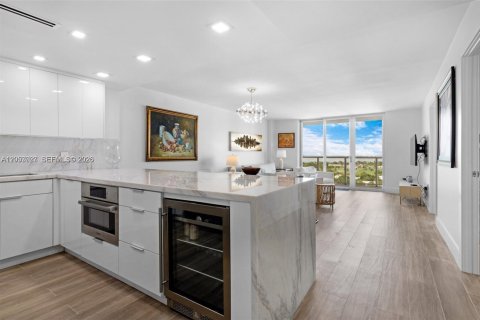 Copropriété à vendre à Miami Beach, Floride: 2 chambres, 76.55 m2 № 2171756 - photo 2