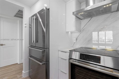 Copropriété à vendre à Miami Beach, Floride: 2 chambres, 76.55 m2 № 2171756 - photo 21
