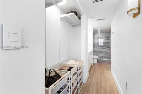 Copropriété à vendre à Miami Beach, Floride: 2 chambres, 76.55 m2 № 2171756 - photo 13