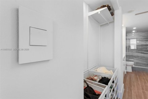 Copropriété à vendre à Miami Beach, Floride: 2 chambres, 76.55 m2 № 2171756 - photo 16