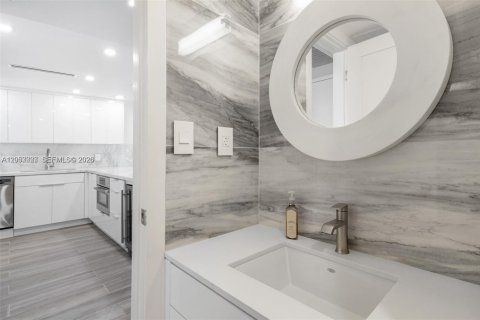Copropriété à vendre à Miami Beach, Floride: 2 chambres, 76.55 m2 № 2171756 - photo 28