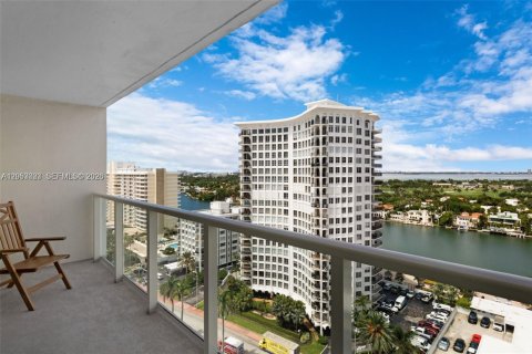 Copropriété à vendre à Miami Beach, Floride: 2 chambres, 76.55 m2 № 2171756 - photo 5