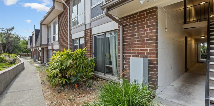 Condo in Gainesville, Florida, 1 bedroom  № 1807964