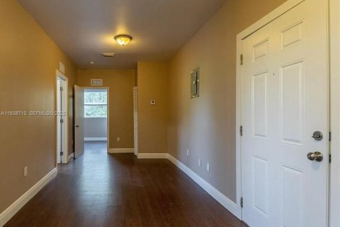 Appartement à louer à Miami, Floride: 2 chambres № 1996355 - photo 11