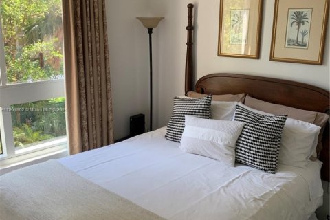 Condominio en venta en Miami, Florida, 1 dormitorio, 60.39 m2 № 1728642 - foto 4