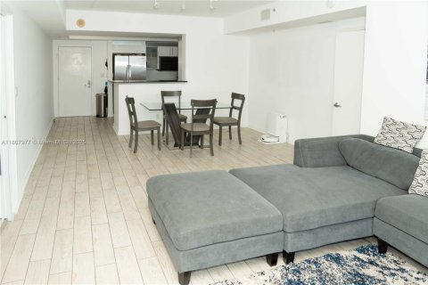 Купить кондоминиум в Майами, Флорида 2 спальни, 113.99м2, № 1962204 - фото 24