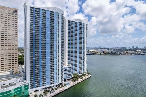 Купить кондоминиум в Майами, Флорида 2 спальни, 113.99м2, № 1962204 - фото 2