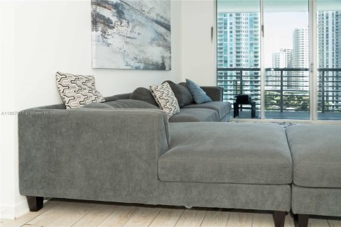 Купить кондоминиум в Майами, Флорида 2 спальни, 113.99м2, № 1962204 - фото 21