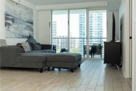 Купить кондоминиум в Майами, Флорида 2 спальни, 113.99м2, № 1962204 - фото 7