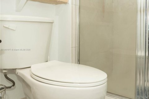 Купить кондоминиум в Майами, Флорида 2 спальни, 113.99м2, № 1962204 - фото 30